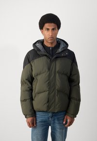 Schott ETHEN khaki