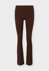 SUBLIME STRAIGHT PANT - Παντελόνι φόρμας - dark brown