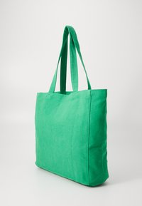 Mads Nørgaard RECYCLED BOUTIQUE ATHENE BAG - Shoppingväska - verdant green