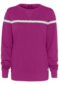 Sudadera fucsia de mangas largas, con cuello redondo y una franja horizontal blanca acentuada con negro en el pecho. Material de algodón suave.