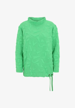 Grüner Pullover mit hohem Kragen, strukturiertem Stoff und abstraktem Dreiecksmuster. Verfügt über seitliche Zugbänder zur Anpassung und lange Ärmel.