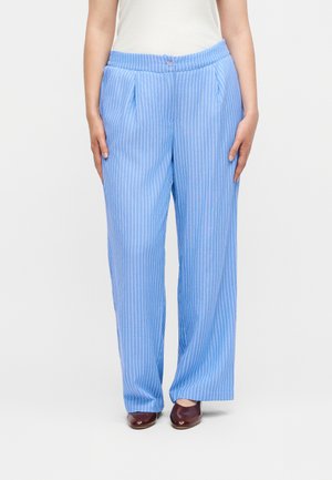 ONLY Carmakoma CARDEA STRAIGHT PANT STRIPE - Παντελόνι - riviera/cloud dancer