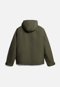 Giacca a vento verde oliva con cappuccio, maniche lunghe, polsini regolabili e dettagli delle cuciture in evidenza, mostrata da dietro su uno sfondo bianco.