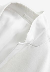 Next SLIM FIT LINEN BLEND TWO BUTTON - Sakko - white