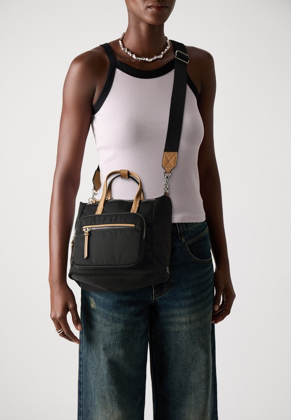 TOTE BAG AQUARIUS BLACK  - Handbag