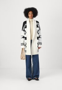 Noisy May NMLEISE COATIGAN  - Jopica - beige