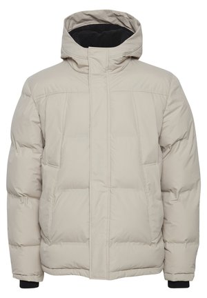 Beige Pufferjacke mit Kapuze, ausgestattet mit einem gesteppten Design, Reißverschluss, zwei Fronttaschen und schwarzen Bündchen für zusätzliche Wärme.