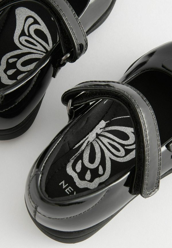 SCHOOL MARY JANE  WIDE FIT  – Lauflernschuh