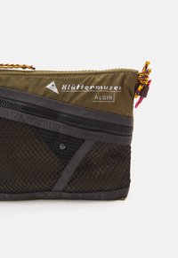 Klättermusen ALGIR ACCESSORY BAG SMALL - Borsa a tracolla - olive