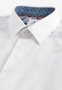 Next TEXTURED TRIMMED SINGLE CUFF - Cămașă - white