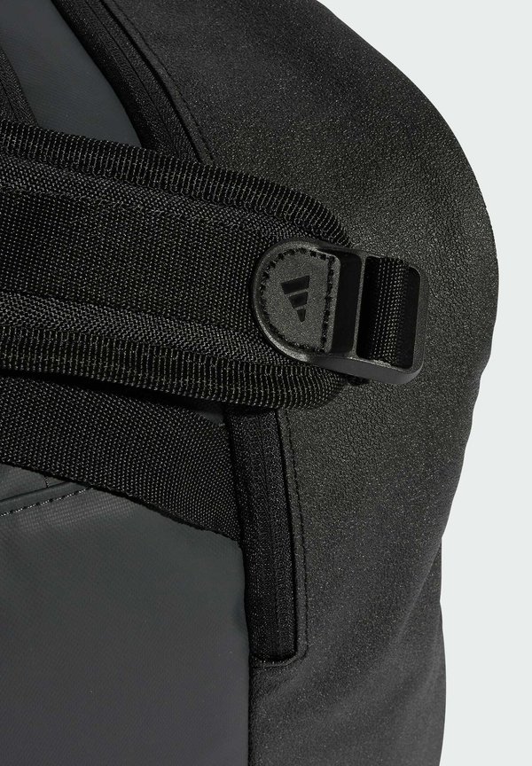 HYBRID DUFFEL - Sports bag3