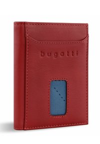 Rode leren Bugatti-portemonnee met zichtbare blauwe stoffen kaartvenster en gestikte randen.