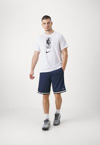 Nike Performance DNA SHORT - Spordišortsid - midnight navy/black/white