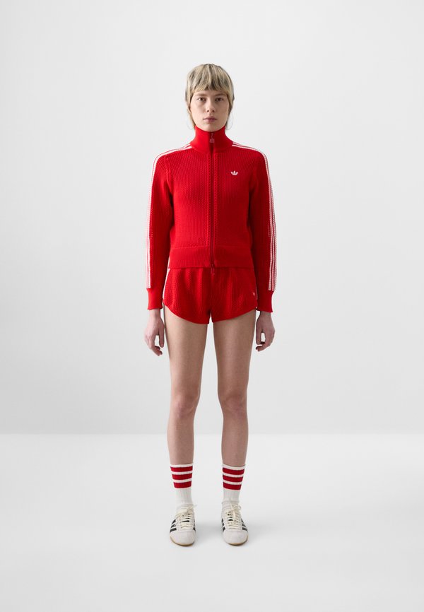 Training jacket - better scarlet