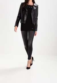 Guess Strickpullover - black