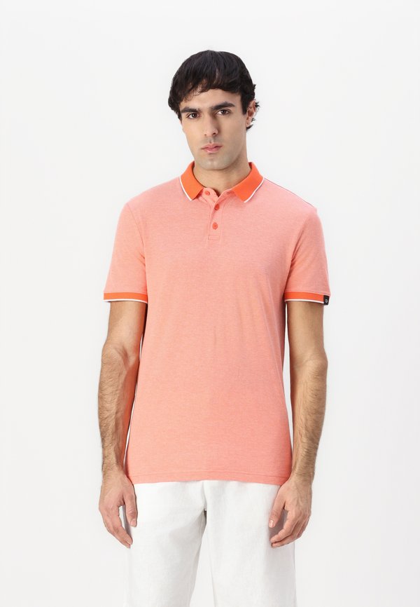 POLO WITH TIPPING - Polo shirt - deep fiery orange