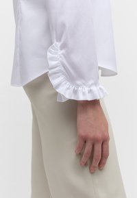 Eterna Button-down blouse - weiß