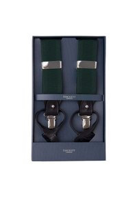 Groene elastische bretels met zilveren metalen clips, voorzien van zwarte leren accenten. Verpakt in een blauwe doos met een gestructureerde afwerking.