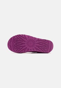 UGG CLASSIC ULTRA MINI - Tronchetti - mangosteen