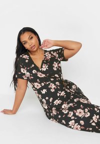 Yours Clothing FLORAL BUCKLE DETAIL - Vestito di maglina - black
