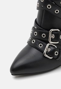 Buffalo JULIET BELT BOOT - Cowboy és motoros csizmák - black