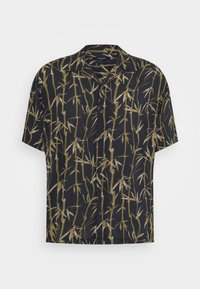 Camicia a maniche corte con bottoni di colore nero, decorata con un motivo di bambù verde e beige. Realizzata in tessuto leggero con una vestibilità comoda.