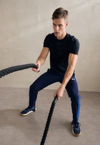 ICANIWILL MIRAGE MEN - T-skjorte til trening - black