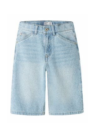 Lyseblå denimshorts med et strukturert rutenettmønster, knappelukking foran, beltehemper og to fremre lommer.