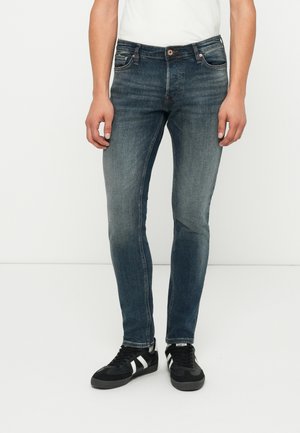 JJIGLENN JJCOOPER - Pieguloša piegriezuma džinsi - blue denim