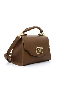 Borsa a mano in pelle marrone con una forma strutturata, accessori in oro e una patta pieghevole. Presenta una maniglia corta e una tracolla rimovibile.