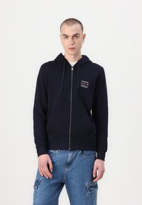 Tommy Hilfiger - STACK HOODY - Sweatjakke - desert sky Miniaturebillede 1