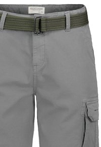 Graue Cargo-Hosen aus einem strukturierten, robusten Stoff. Ausgestattet mit einem olivgrünen gewebten Gürtel, einer Seitentasche und genähten Details. Größe 32.