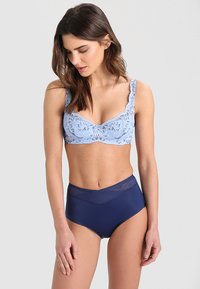 Triumph TRUE SENSATION MAXI - Roupa modeladora - deep water