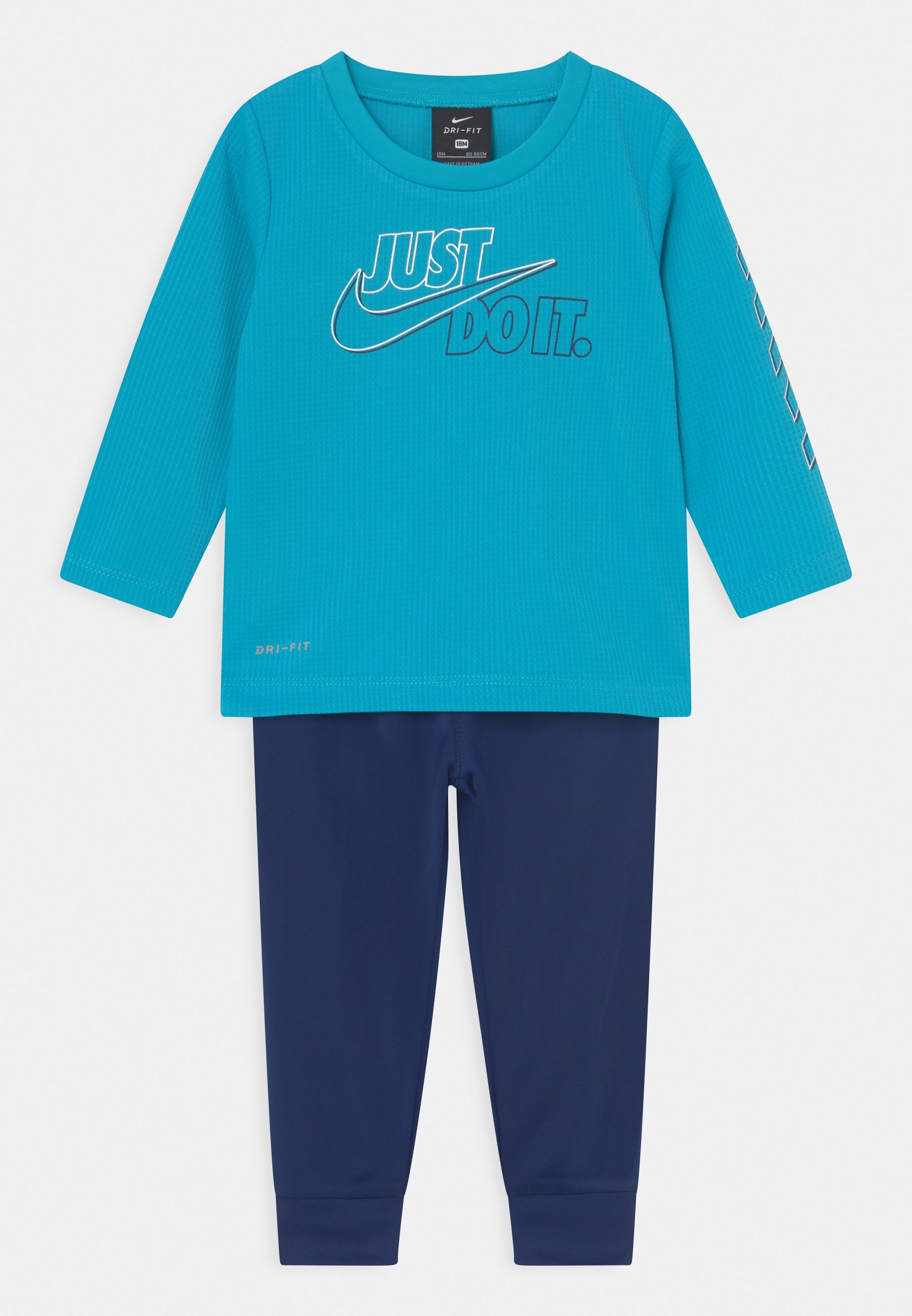 Nike Sportswear THERMAL SET UNISEX 