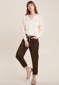 Breal WEITE MIT KORDELZUG - Jean boyfriend - marron foncé