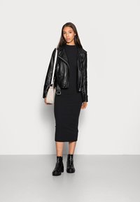 G-STAR SLIM HIDDEN PKT DRESS - Vestido de malha - dk black