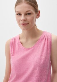 s.Oliver ÄRMELLOSES  - Top