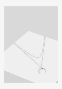 Ei valittu, silberfarben