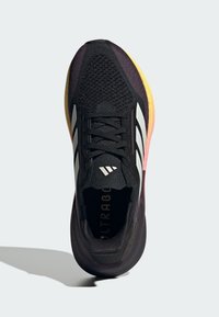 adidas Performance ULTRABOOST 5X - Chaussures de running sur route - core black metalic   spark