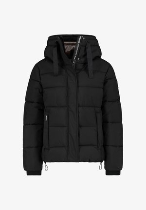 Schwarze Steppjacke mit Kapuze, ausgestattet mit horizontal gesteppte Abschnitte, zwei Fronttaschen und verstellbaren Kordelzügen. Glatte Textur und Oberfläche.