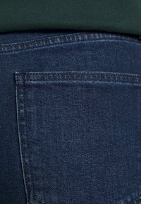 GAP Džíny Slim Fit - dark-blue denim