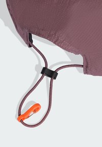 Adjustable strap in purple fabric with a ribbed texture. Features a black cord lock and an orange clip for secure fastening.