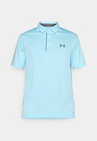 Jasnoniebieska koszulka polo z teksturowanej tkaniny, krótki rękaw i zapięcie na trzy guziki, z czarnym logo na lewej piersi.