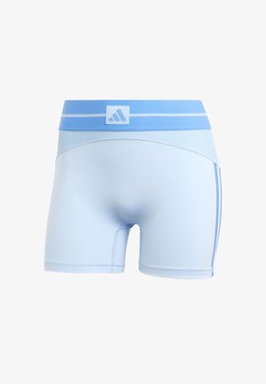 Ljusblå sportshorts med en figurnära design. Har en ribbad midja och subtila sidostripes i en mörkare blå nyans.