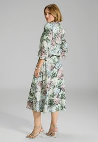 Swing Blazer - turqouise   multi