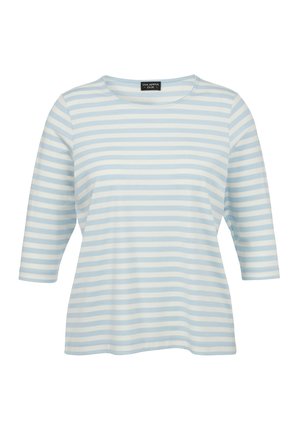 Blauw-wit gestreepte top met een ronde hals en driekwart mouwen, gemaakt van zachte katoen, ontworpen voor comfort.