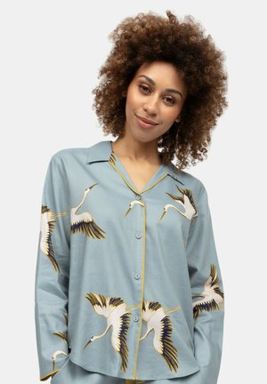 - Koszulka do spania