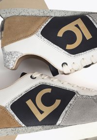 LOLA CASADEMUNT Sneakers basse - navy blue