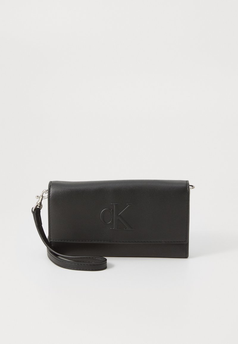 Calvin Klein Jeans - SCULPTED LONG FOLD STRAP - Cross body bag - black, Enlarge