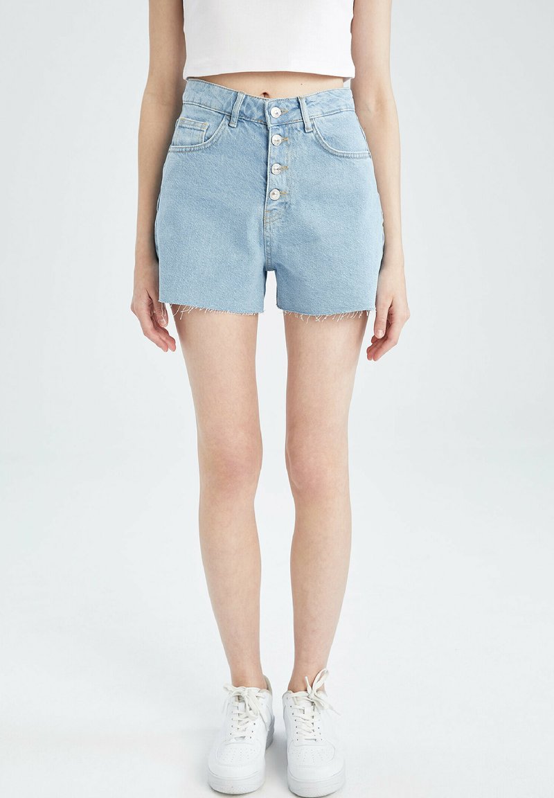 DeFacto MOM FIT Jeans Shorts blue/hellblau Zalando.at